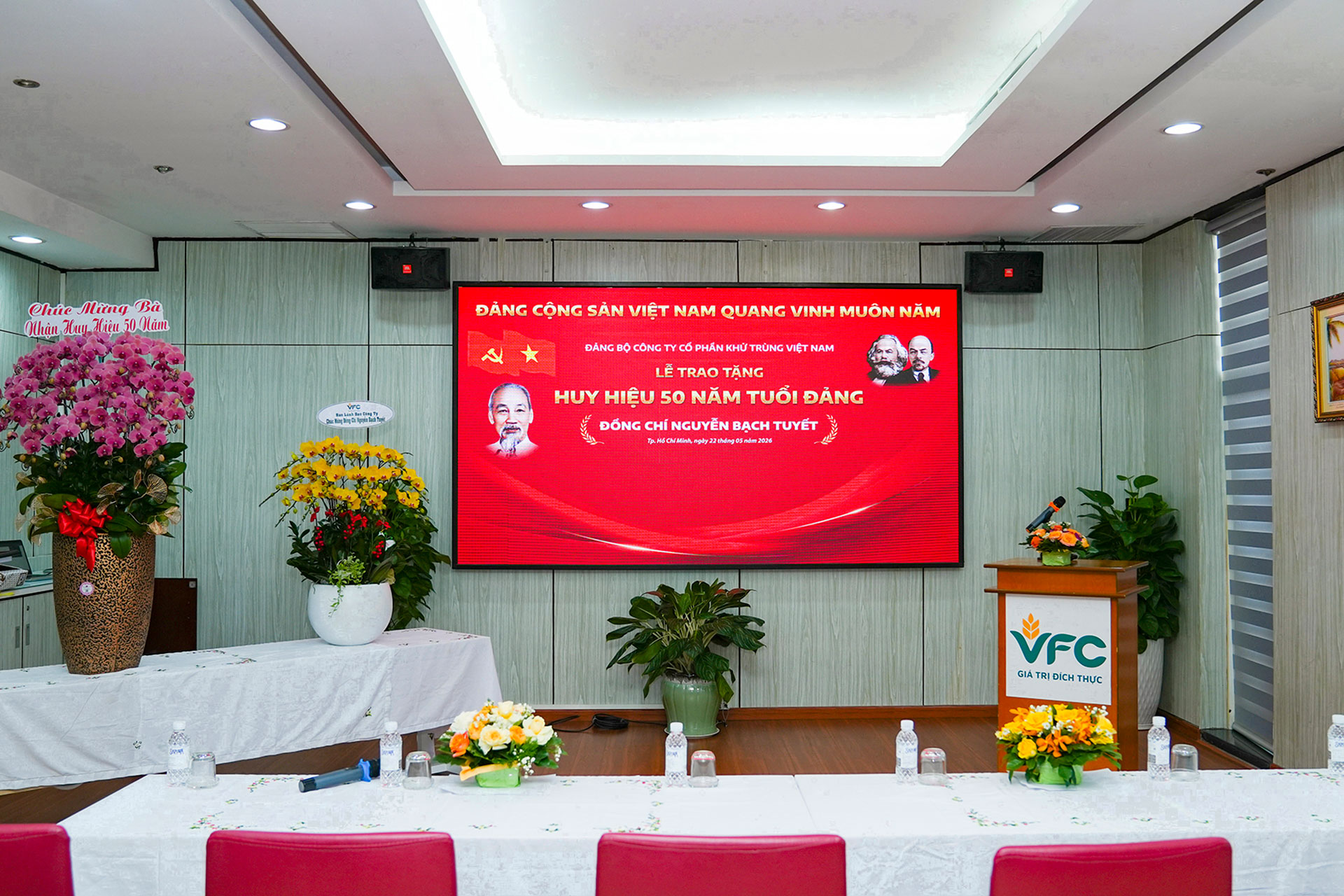 VFC05591_1